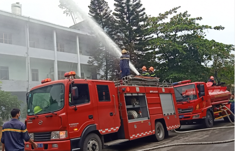 CÔNG TY TNHH NATSTEELVINA THAM GIA DIỄN TẬP PHƯƠNG ÁN CHỮA CHÁY VÀ CỨU NẠN CỨU HỘ