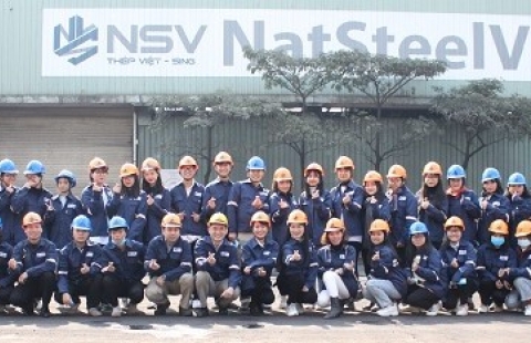 Thép Việt-Sing hướng nghiệp cho học sinh Trường THPT Chu Văn An